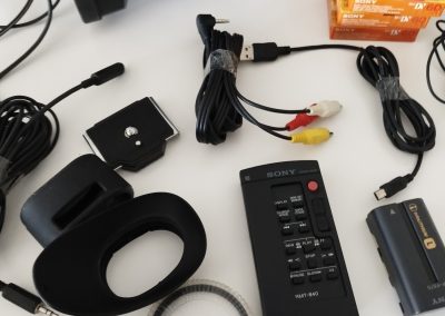2004 Sony Handycam Digital HD Vodeo Camera Recorder HDR-FX1 - a6cdbc08 b2f6 47e2 82ea 2d4533e9b12e